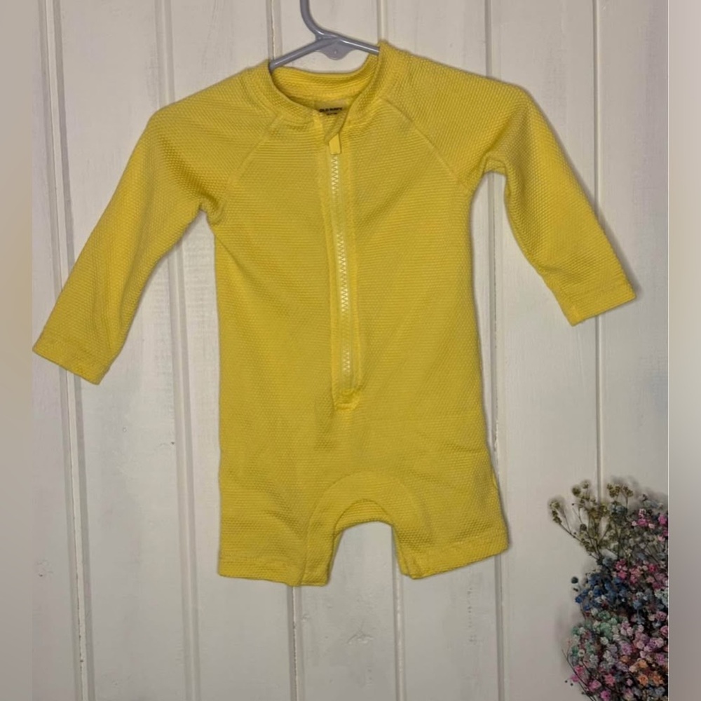 3-6m textured baby swimsuit